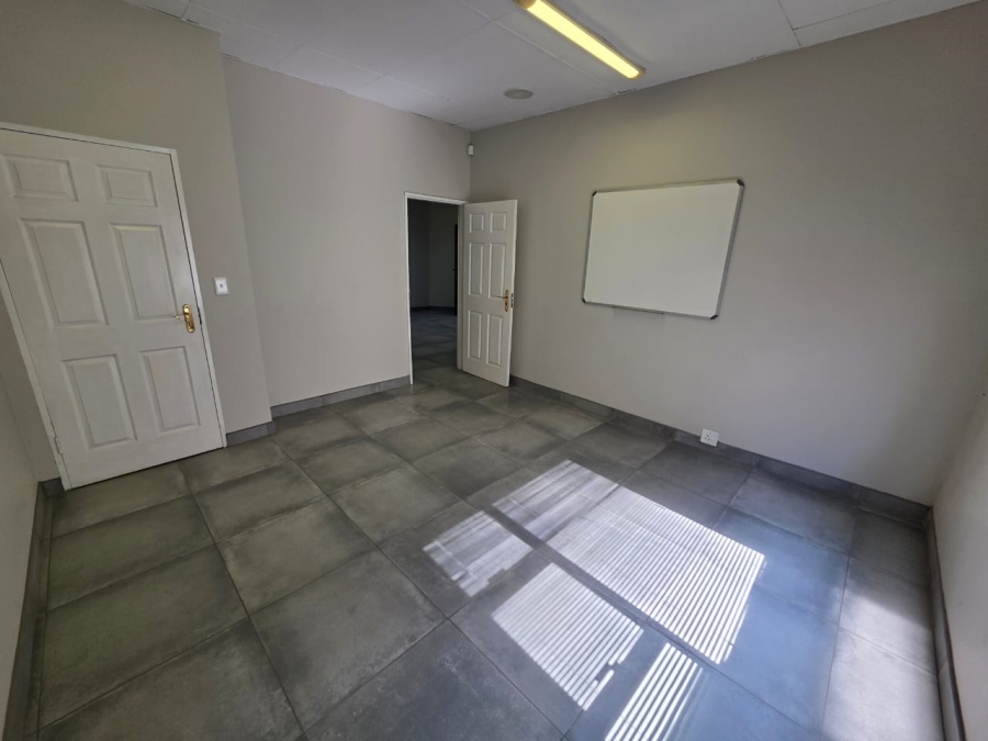 To Let commercial Property for Rent in Bethlehem Free State